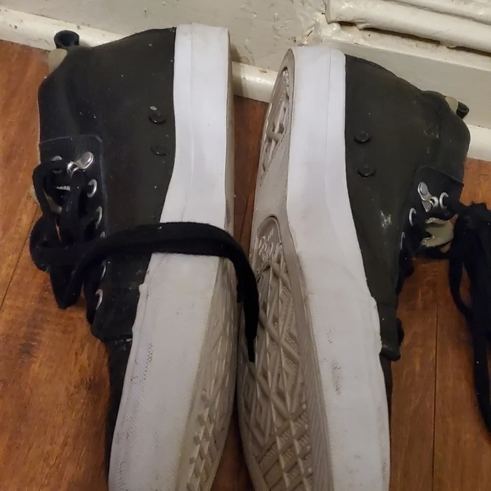 Converse All star leather high tops 12‎